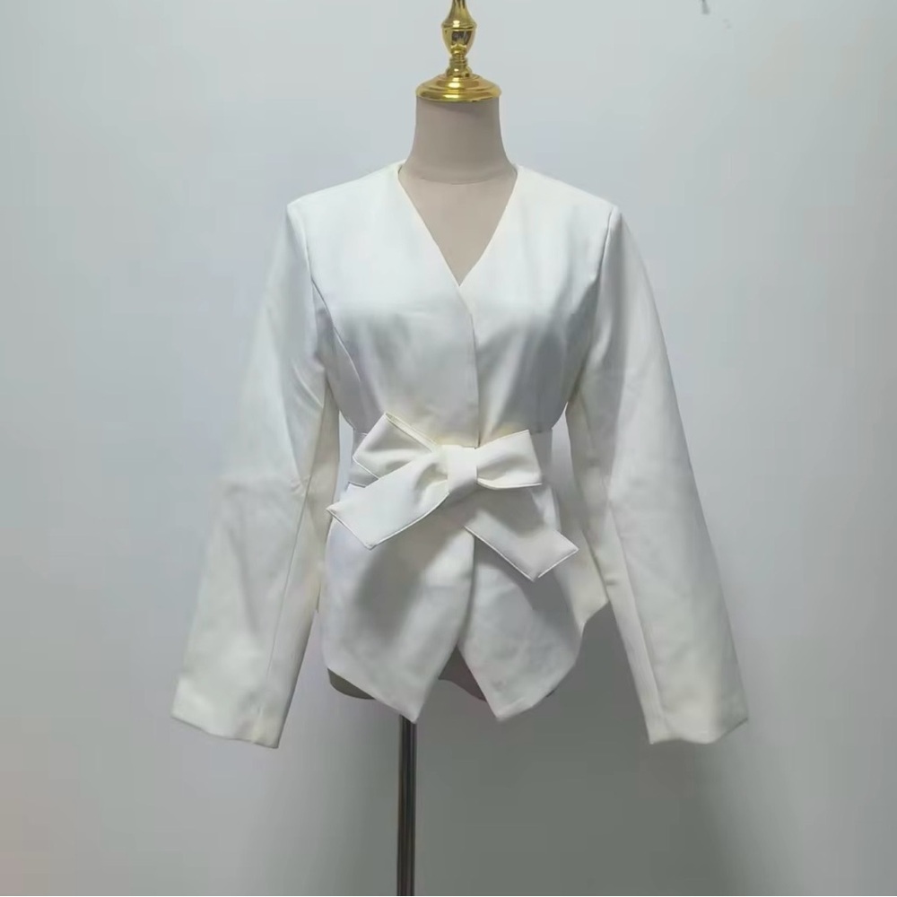 Chic White Blazer with Long Tie Detail